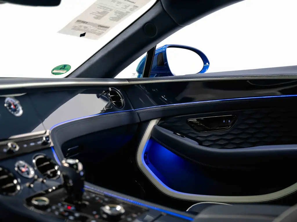 Image for 2026 Continental GT Speed V8 Hybrid at position 2