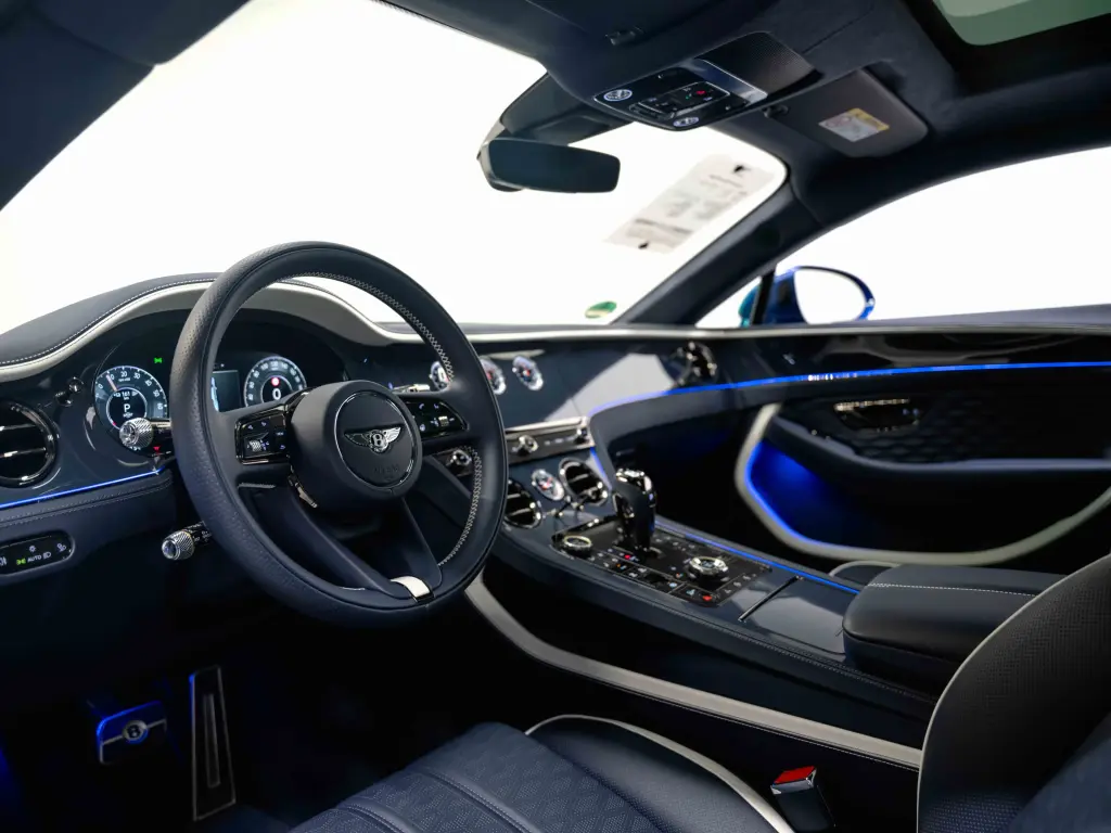 Image for 2026 Continental GT Speed V8 Hybrid at position 4