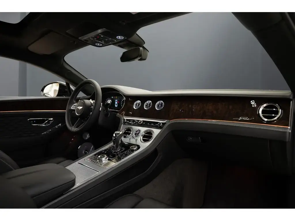 Image for 2026 Continental GT Speed V8 Hybrid at position 2