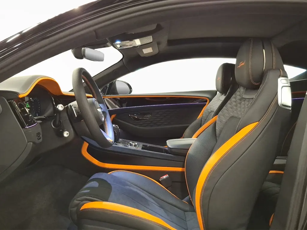 Image for 2026 Continental GT Speed V8 Hybrid at position 2