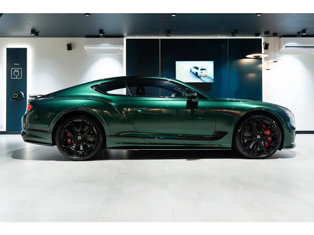 Image for 2023 Continental GT Speed W12 Le Mans Edition at position 5