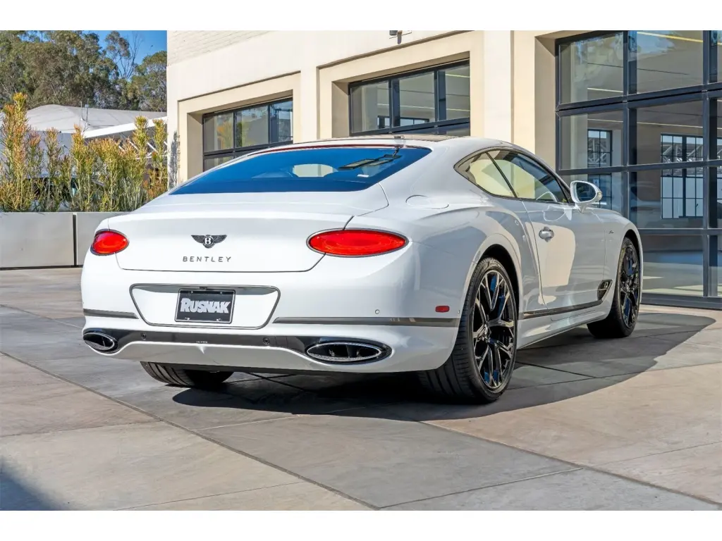 Image for 2024 Continental GT Speed W12 at position 3