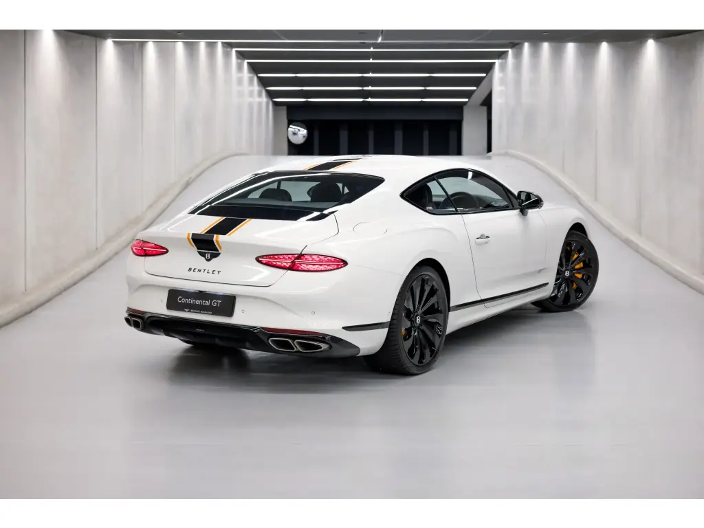Image for 2026 Continental GT V8 Hybrid at position 3