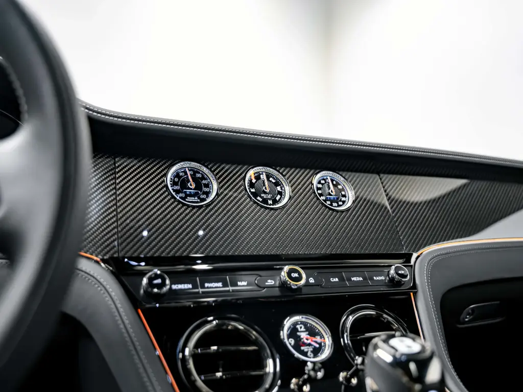Image for 2026 Continental GT V8 Hybrid at position 4