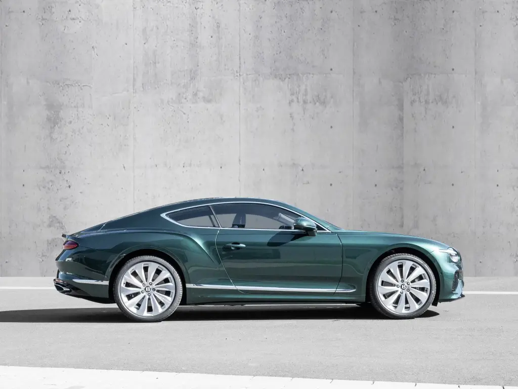 Image for 2026 Continental GT V8 Hybrid at position 5