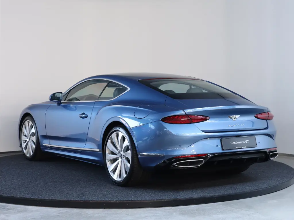 Image for 2026 Continental GT V8 Hybrid at position 3
