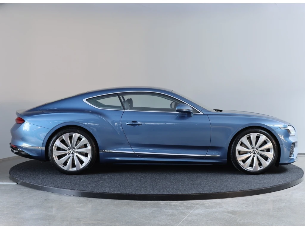 Image for 2026 Continental GT V8 Hybrid at position 5