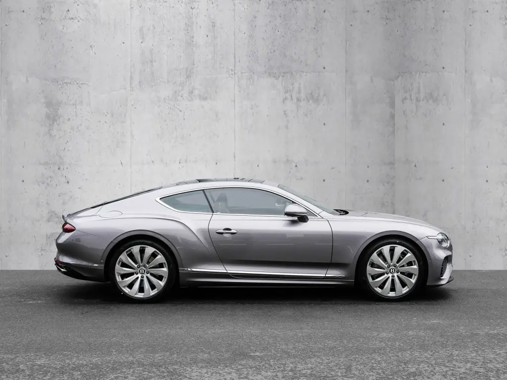 Image for 2026 Continental GT V8 Hybrid at position 5