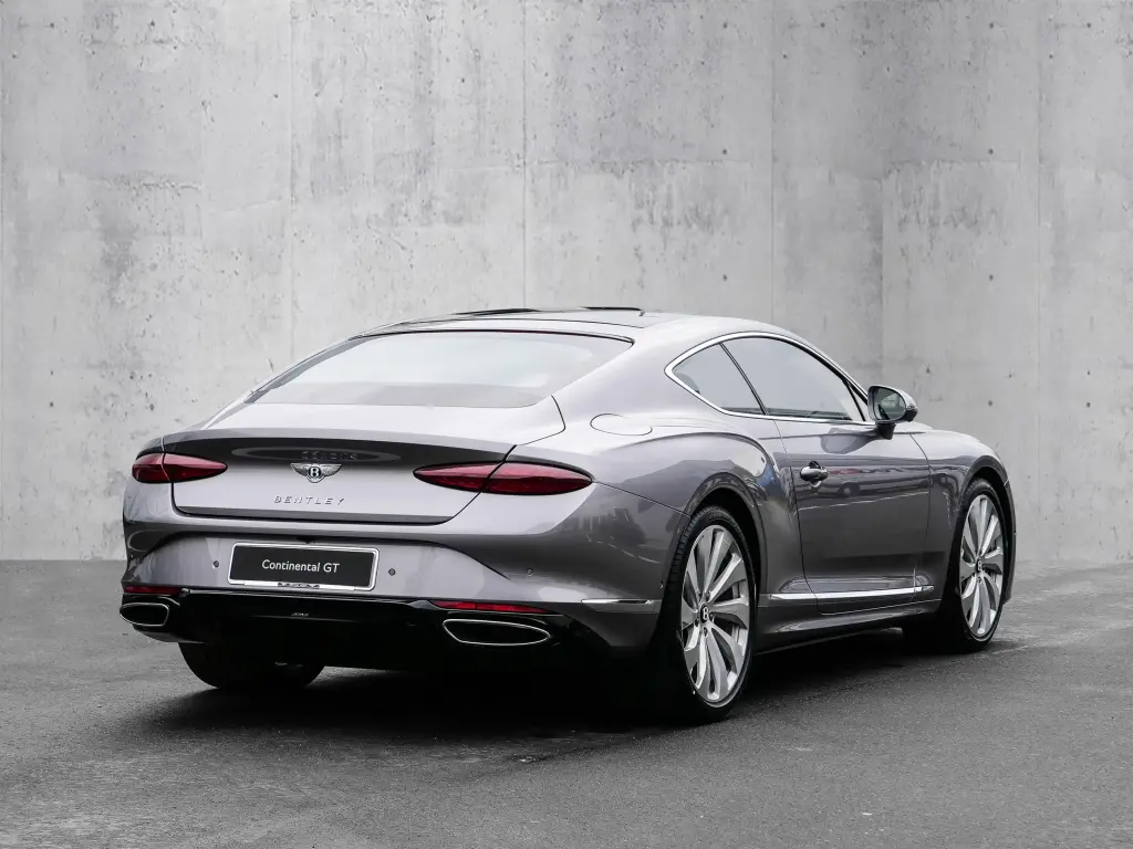 Image for 2026 Continental GT V8 Hybrid at position 3