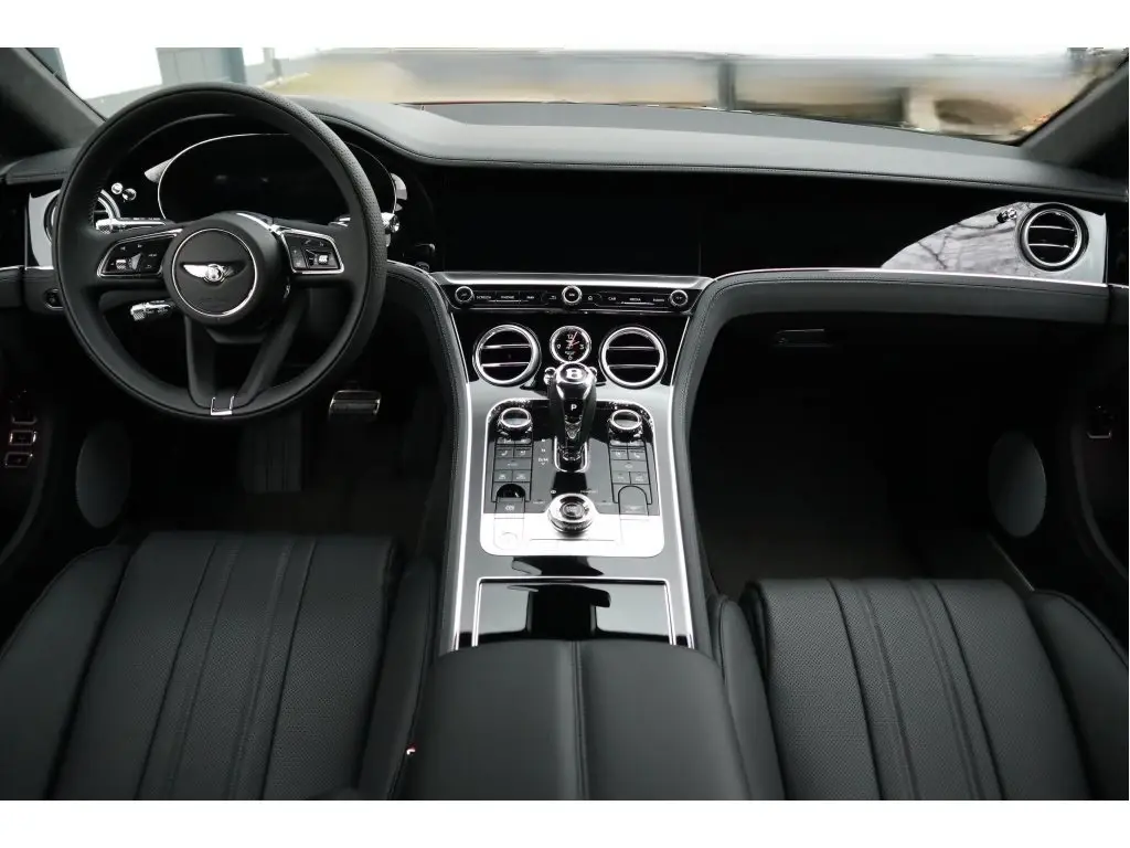 Image for 2026 Continental GT V8 Hybrid at position 4