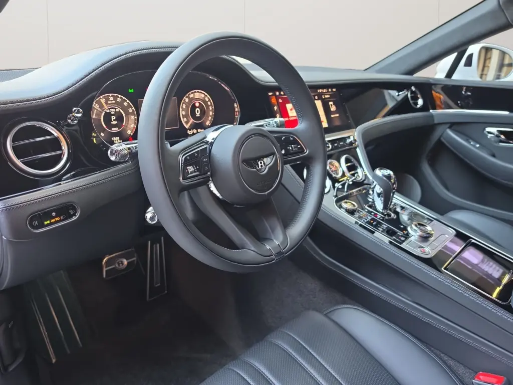 Image for 2026 Continental GT V8 Hybrid at position 2