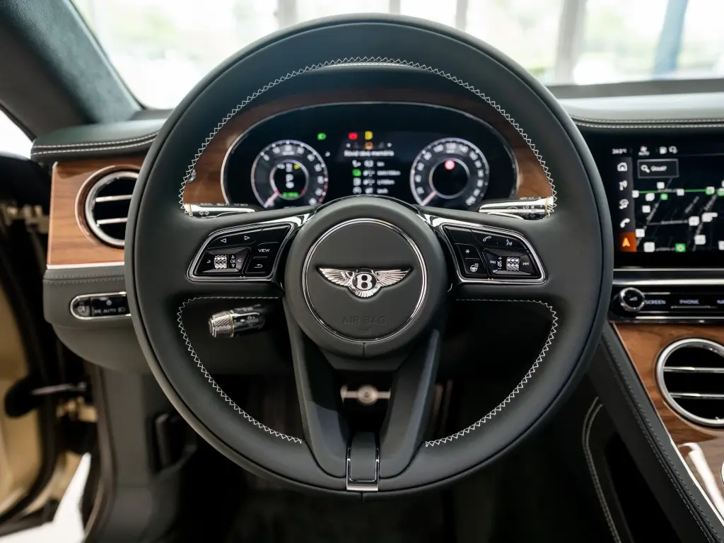 Image for 2026 Continental GT V8 Hybrid at position 4