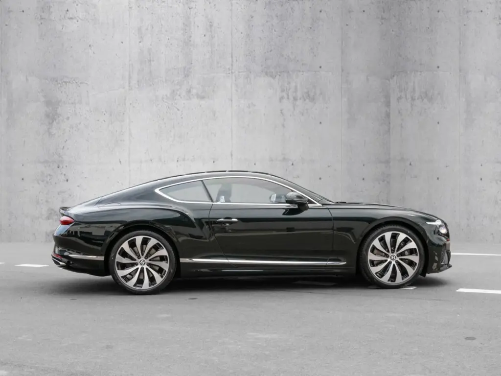 Image for 2026 Continental GT V8 Hybrid at position 5