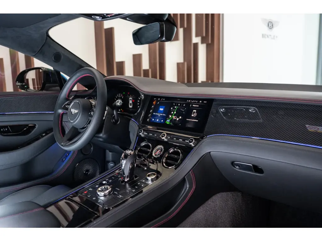 Image for 2026 Continental GT V8 Hybrid at position 2