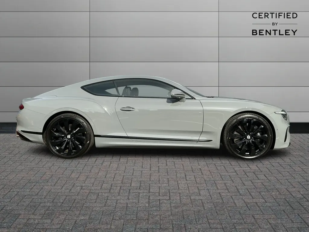 Image for 2026 Continental GT V8 Hybrid at position 5