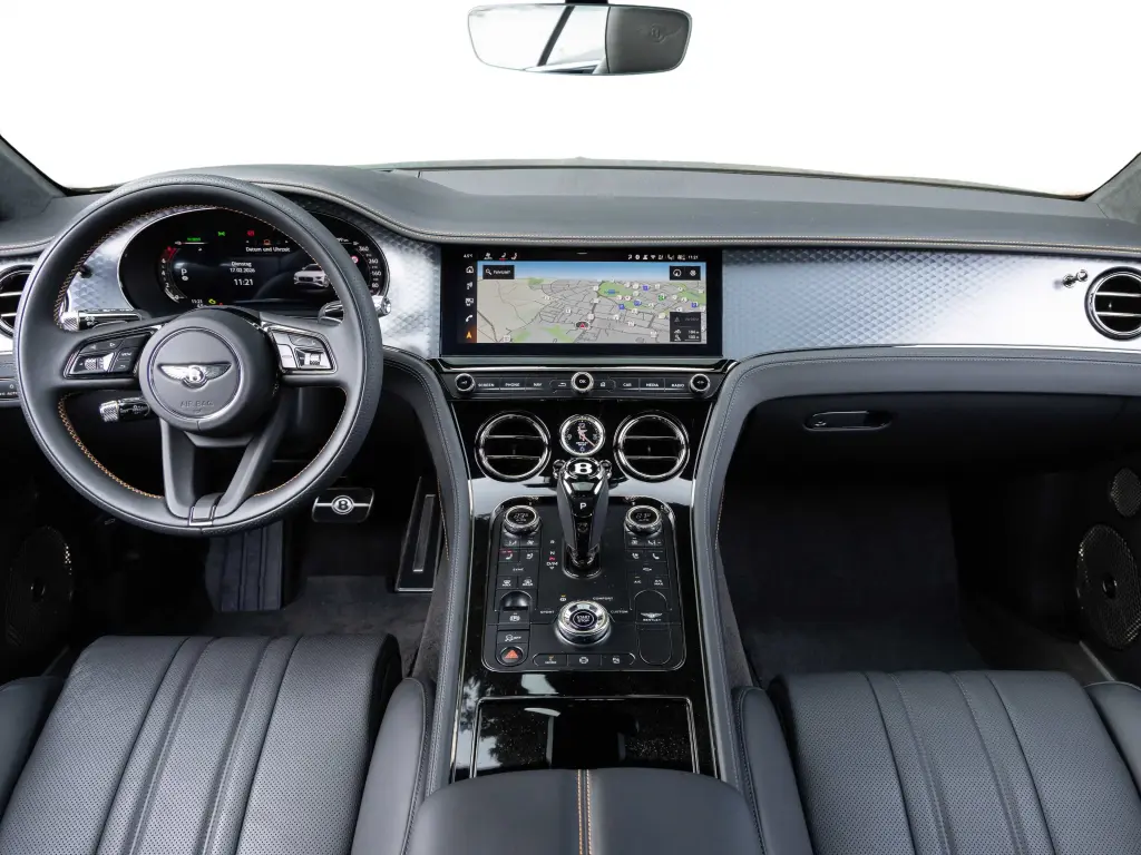 Image for 2026 Continental GT V8 Hybrid at position 4