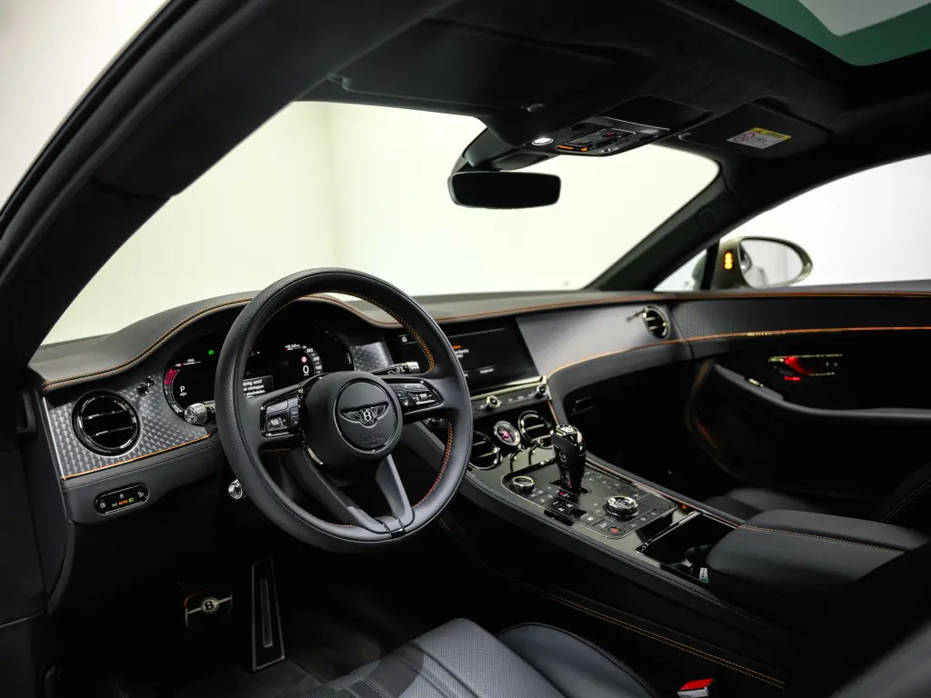 Image for 2026 Continental GT V8 Hybrid at position 2
