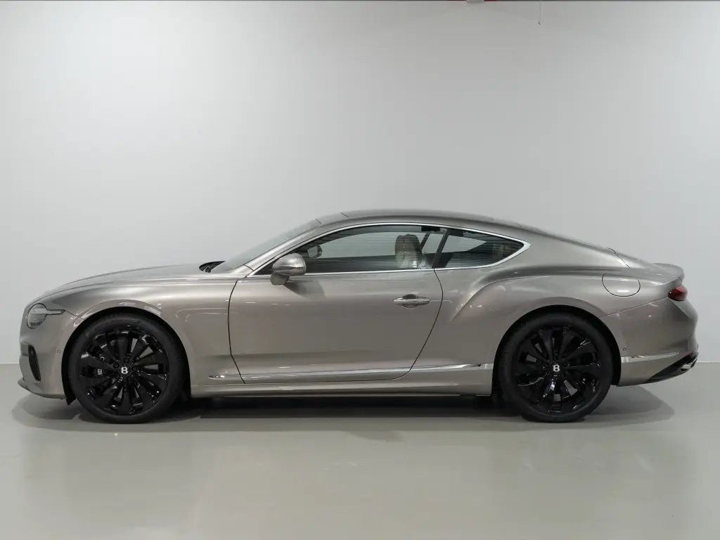 Image for 2026 Continental GT V8 Hybrid at position 5