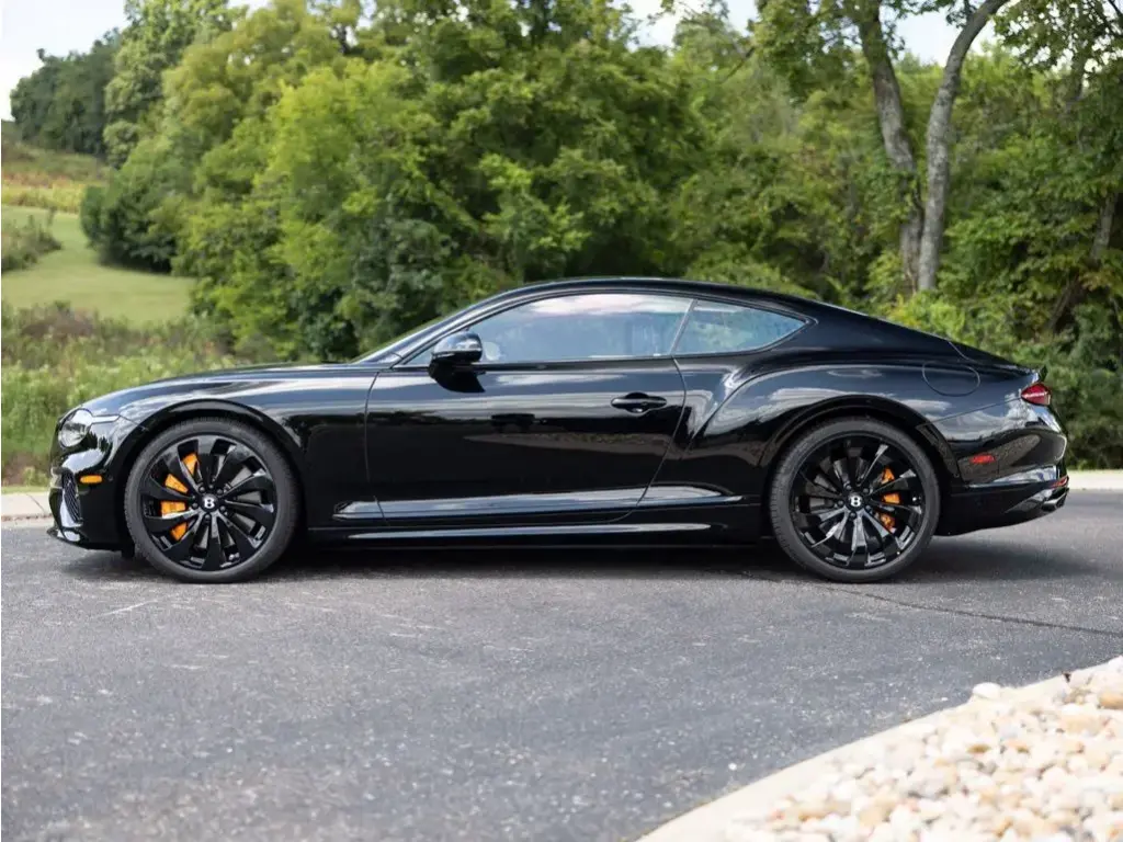 Image for 2026 Continental GT V8 Hybrid at position 5