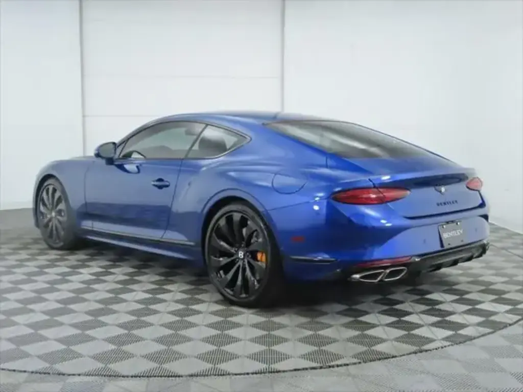 Image for 2026 Continental GT V8 Hybrid at position 3