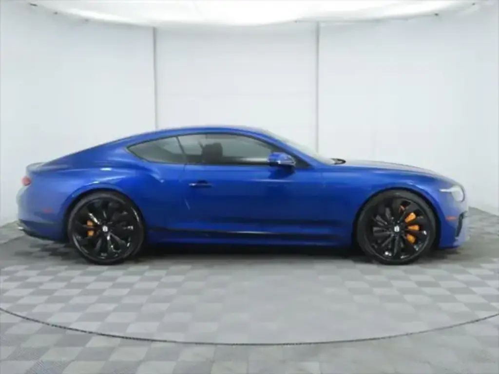 Image for 2026 Continental GT V8 Hybrid at position 5