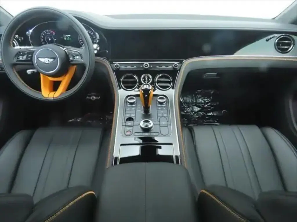 Image for 2026 Continental GT V8 Hybrid at position 4
