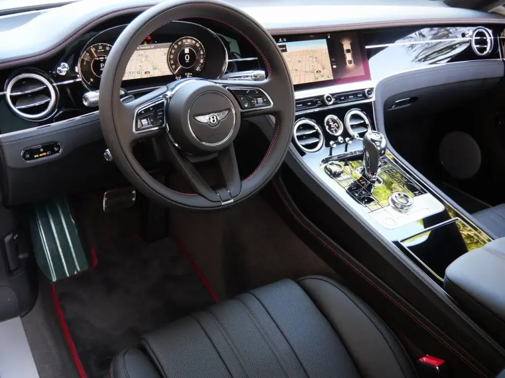 Image for 2026 Continental GT V8 Hybrid at position 2