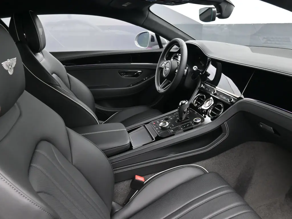 Image for 2026 Continental GT V8 Hybrid at position 2