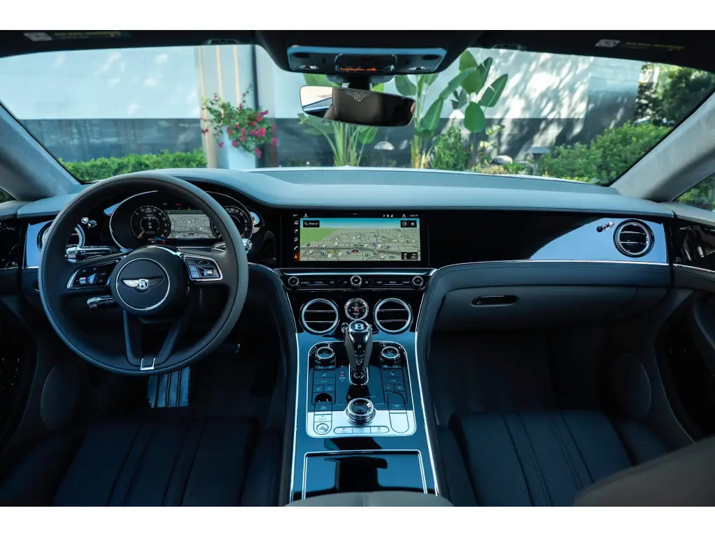 Image for 2026 Continental GT V8 Hybrid at position 4