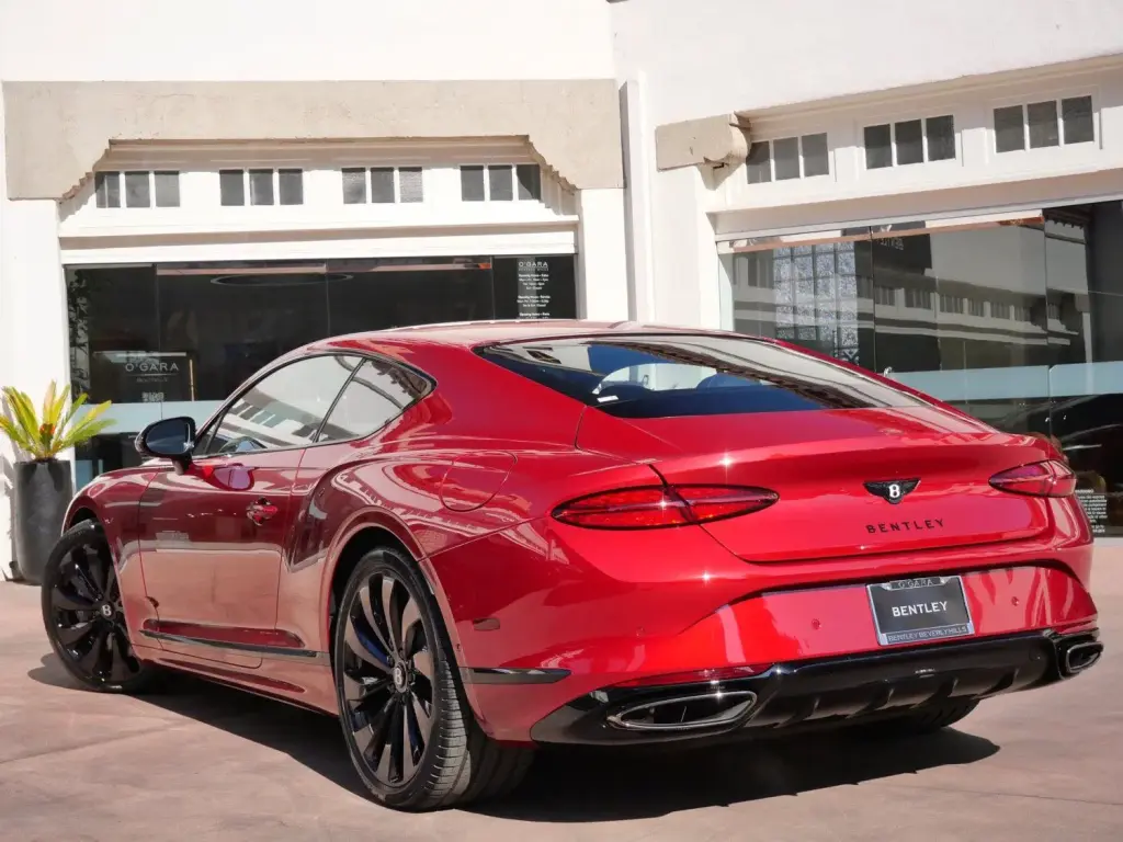 Image for 2026 Continental GT V8 Hybrid at position 3