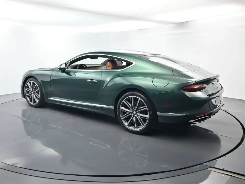 Image for 2026 Continental GT V8 Hybrid at position 3