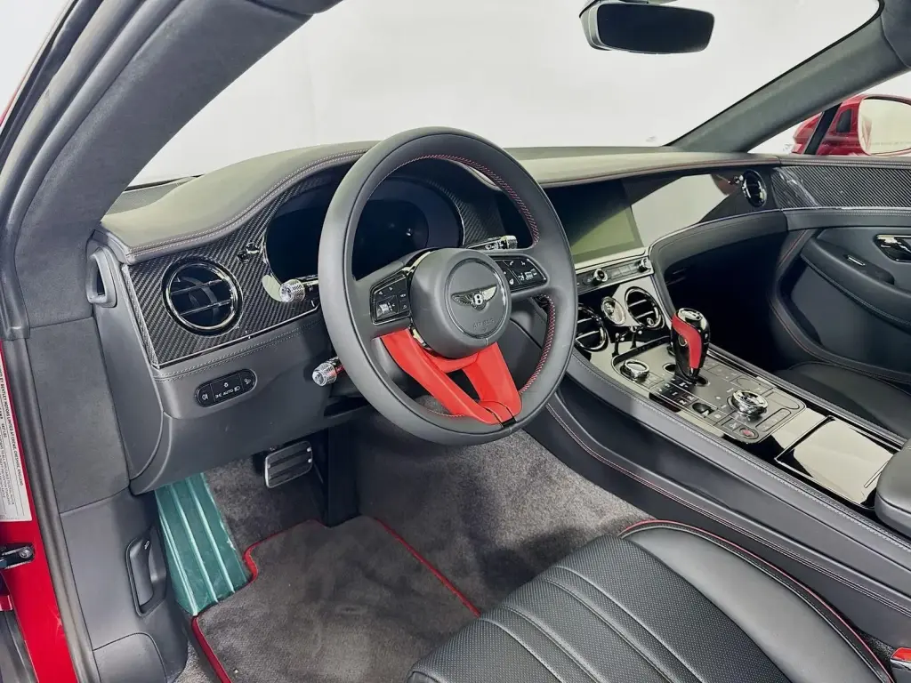 Image for 2026 Continental GT V8 Hybrid at position 4