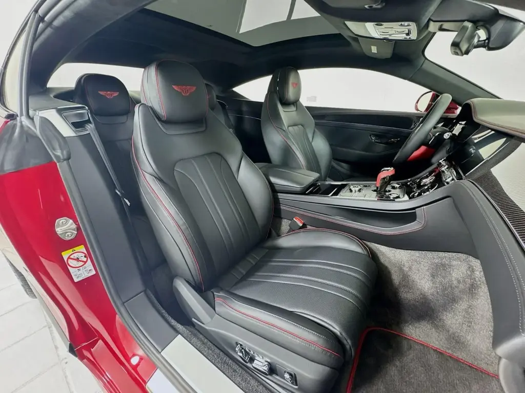 Image for 2026 Continental GT V8 Hybrid at position 2