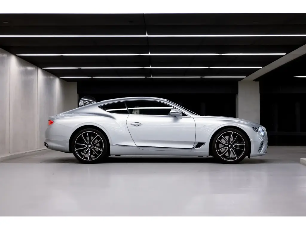 Image for 2022 Continental GT V8 at position 5