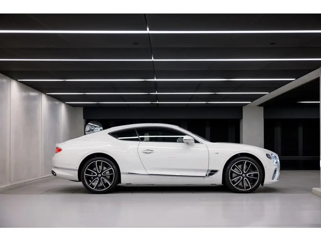 Image for 2022 Continental GT V8 at position 5