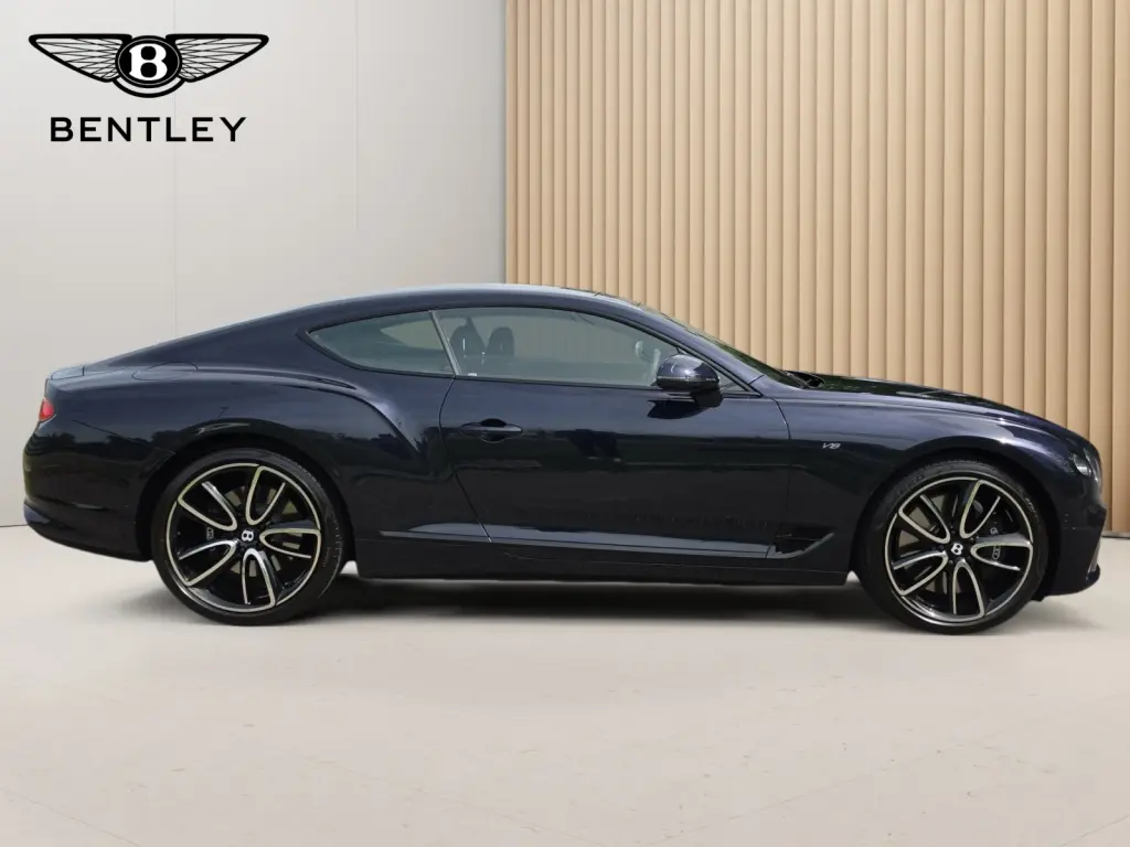 Image for 2022 Continental GT V8 at position 5