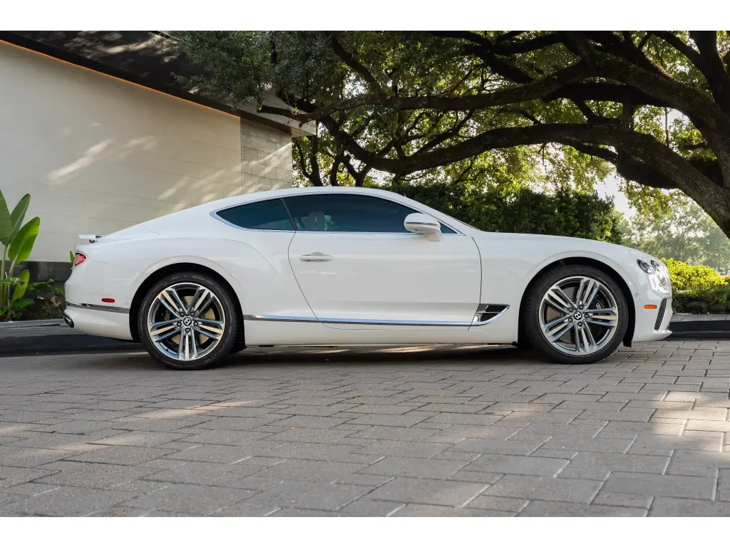 Image for 2023 Continental GT V8 at position 5