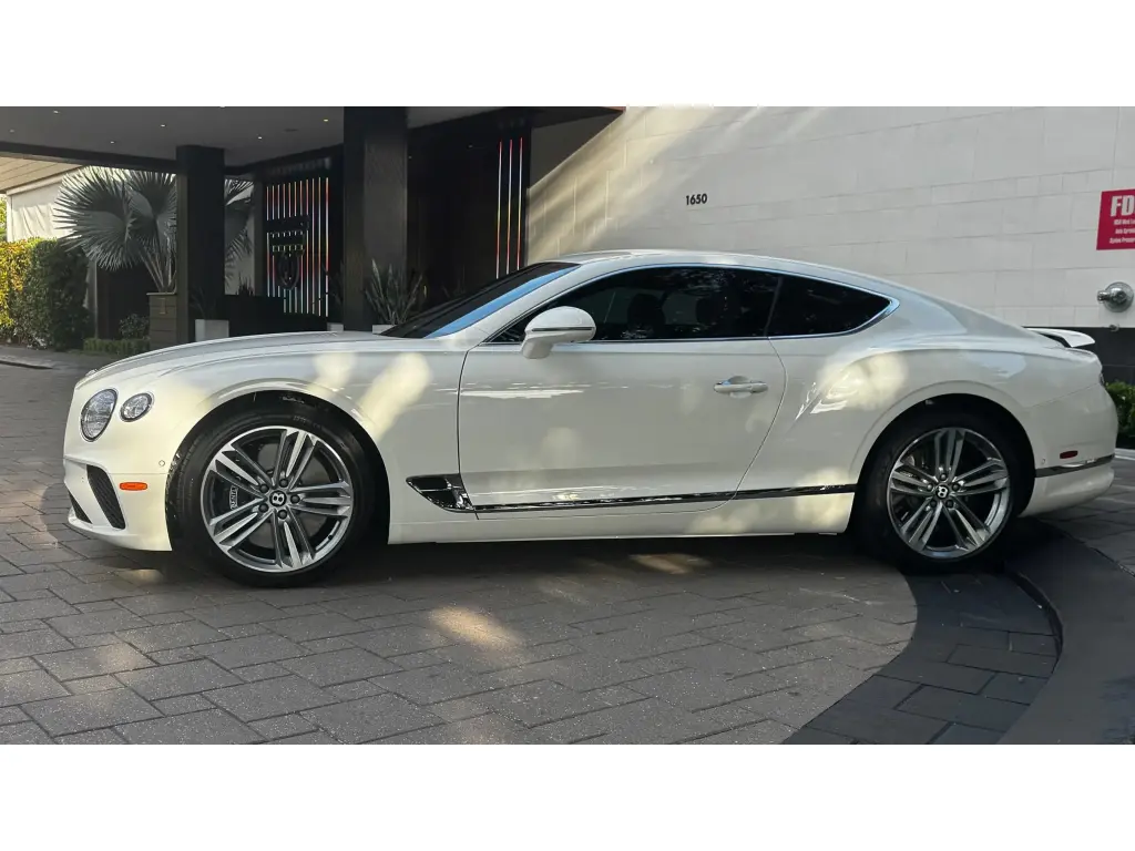 Image for 2023 Continental GT V8 at position 5