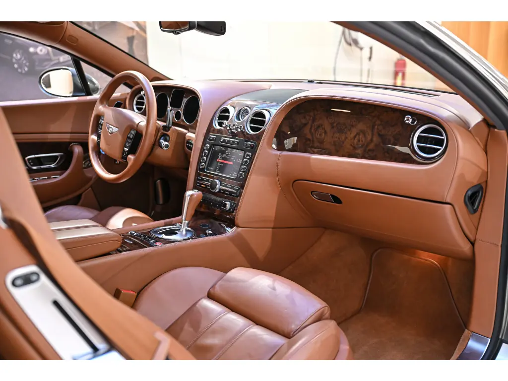 Image for 2004 Continental GT W12 at position 4