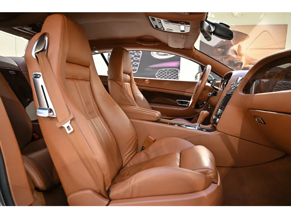 Image for 2004 Continental GT W12 at position 2