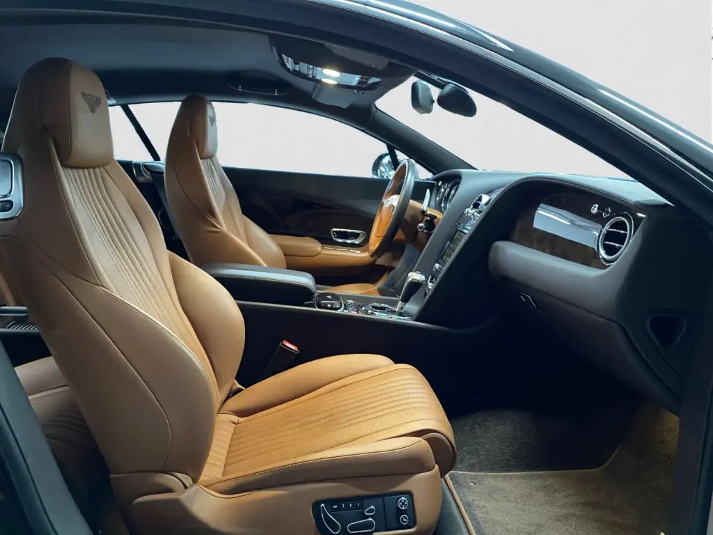 Image for 2016 Continental GT W12 at position 2