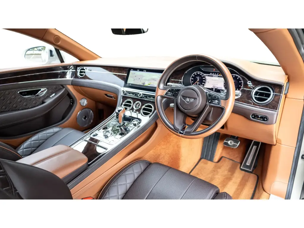 Image for 2018 Continental GT W12 at position 4
