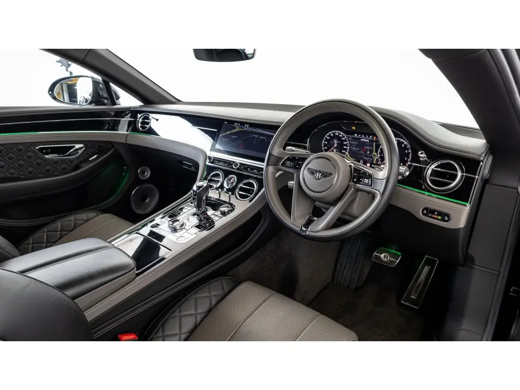Image for 2019 Continental GT W12 at position 4