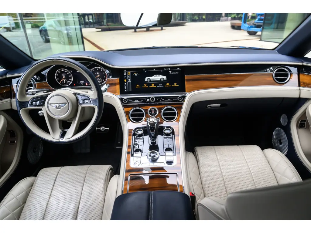 Image for 2019 Continental GT W12 at position 4
