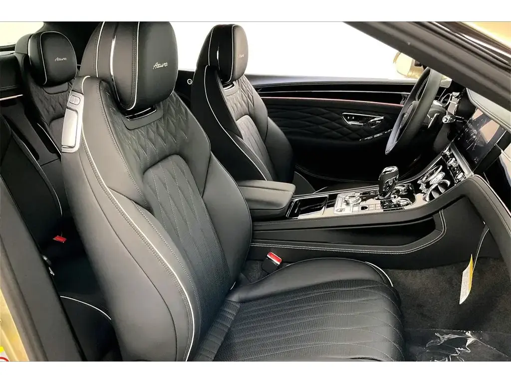 Image for 2024 Continental GTC Azure V8 at position 2