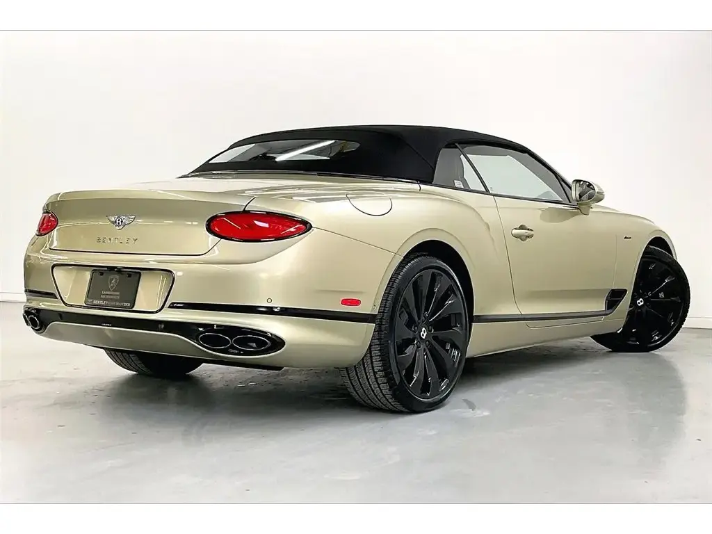 Image for 2024 Continental GTC Azure V8 at position 3