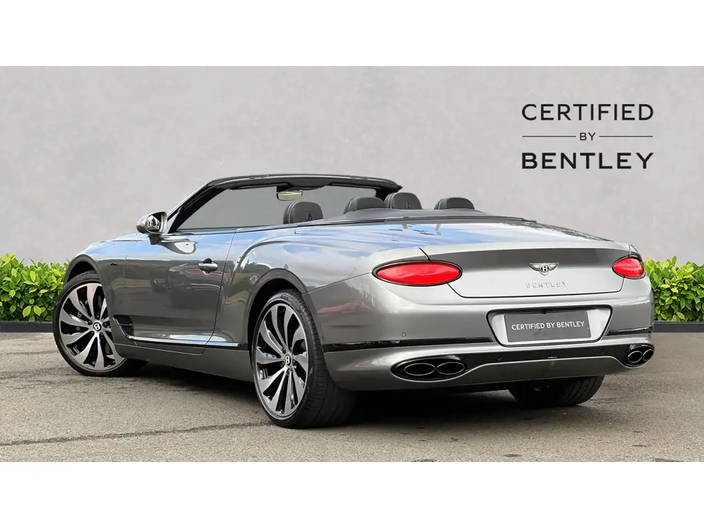 Image for 2024 Continental GTC Azure V8 at position 3