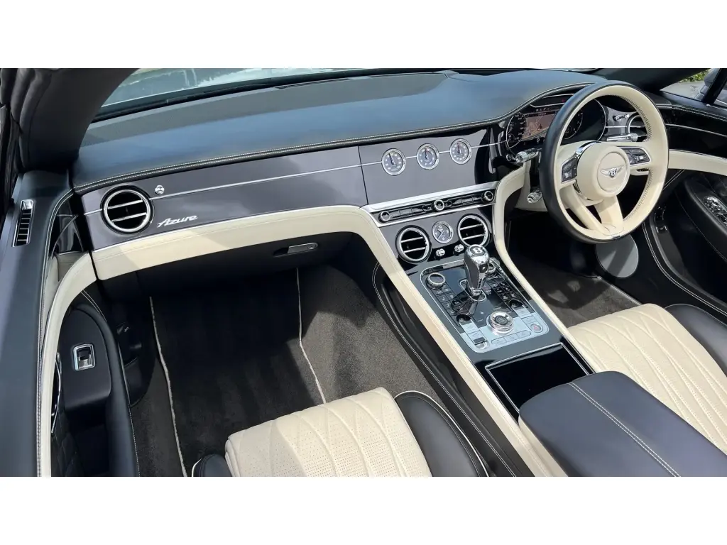 Image for 2024 Continental GTC Azure V8 at position 2