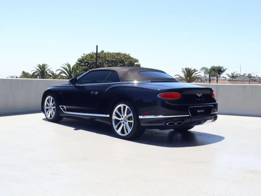 Image for 2020 Continental GTC First Edition V8 at position 3