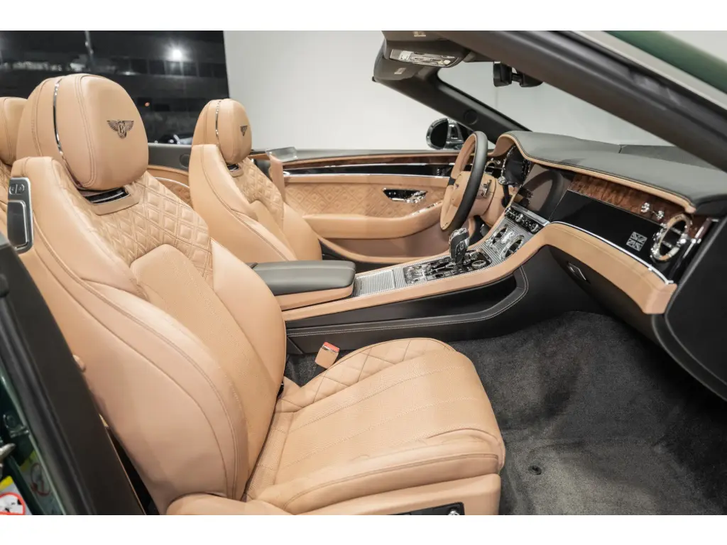 2020 Continental GTC First Edition V8 vehicle image